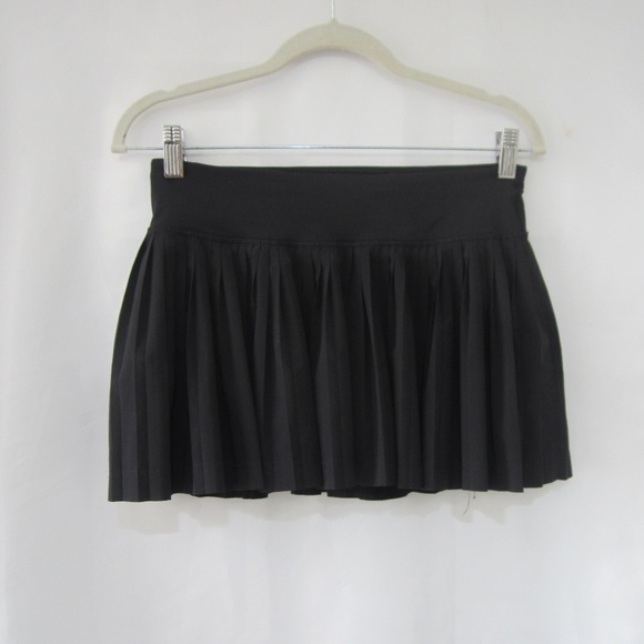 lululemon athletica Pants - Lululemon 4 Pleats to Streets Skirt Black Shorts